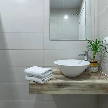 Apartment Living4malaga Atico Garcia Briz *